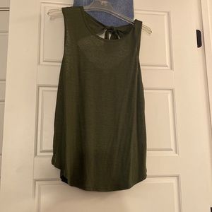 Dark Green old navy tank top. With open back that ties. Very flowy. Size large.